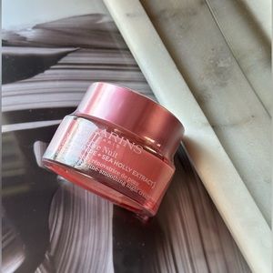 Sealed Clarins Multi-Active Night Moisturizer For Lines,Pores & Glow Niacinamide